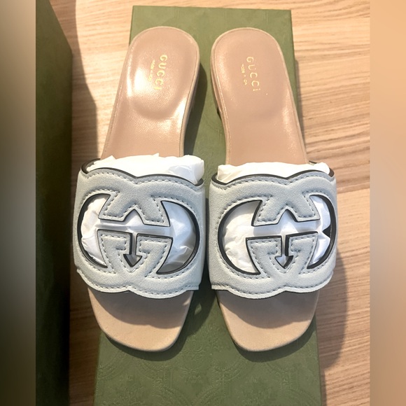 Gucci G cut suede slides in light blue (salvy green) - Picture 2 of 13